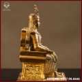 Tượng Âu Cơ ngồi trên ngai vàng bằng đồng mạ vàng 