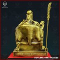 Tượng Quan Công đọc sách đồng vàng kích thước 24x17cm