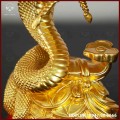 Hộp quà tặng rắn ngậm tiền đồng vàng dát vàng cao 29cm