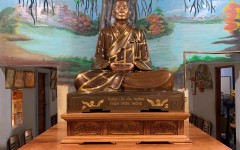 Hoàn thiện và bàn giao tượng Trưởng lão hòa thượng Thích Thiện Thông cao 1m45 đồng đỏ cạo màu tại chùa Vạn Hoà - Cầu Kè - Trà Vinh