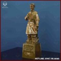 Tượng Trần Quốc Tuấn đồng đỏ khảm tam khí kích thước 50x16x18cm
