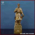 Tượng Trần Quốc Tuấn đồng đỏ khảm tam khí kích thước 50x16x18cm