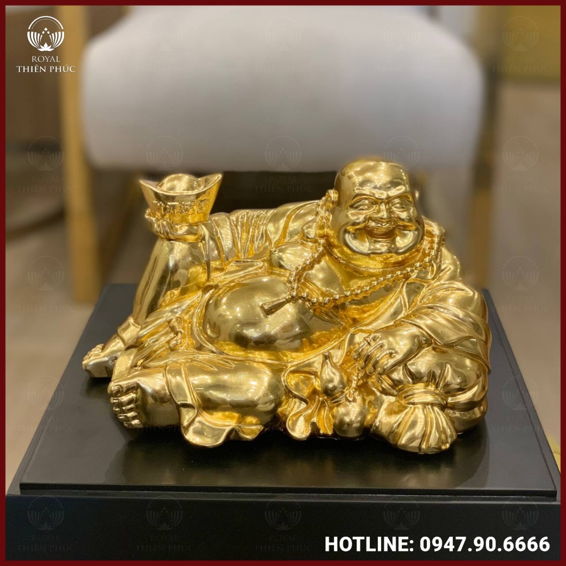 Tượng Phật Di Lặc cầm kim nguyên bảo thếp vàng 9999