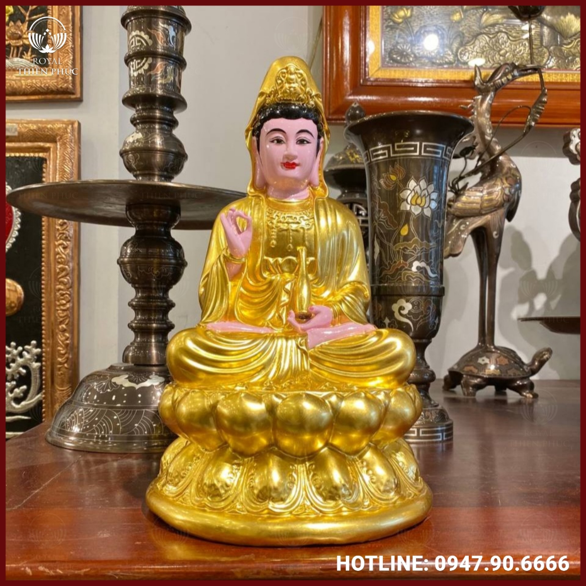 Tượng Phật Quan Âm bằng đồng đỏ dát vàng