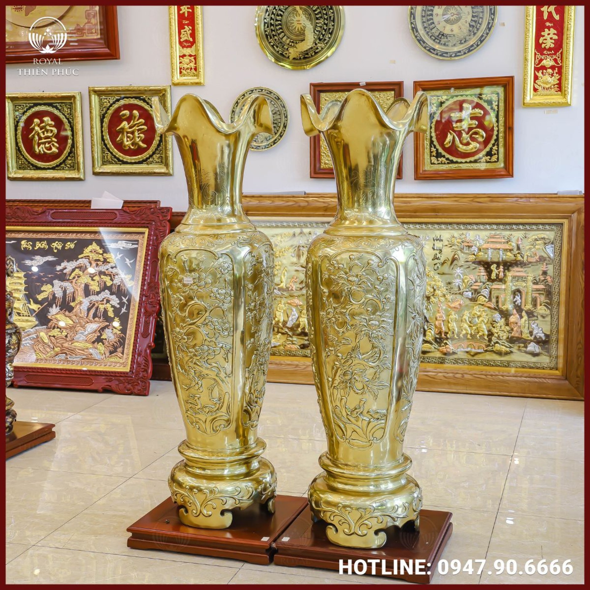 Bốn mùa Xuân - Hạ - Thu - Đông được chạm chi tiết