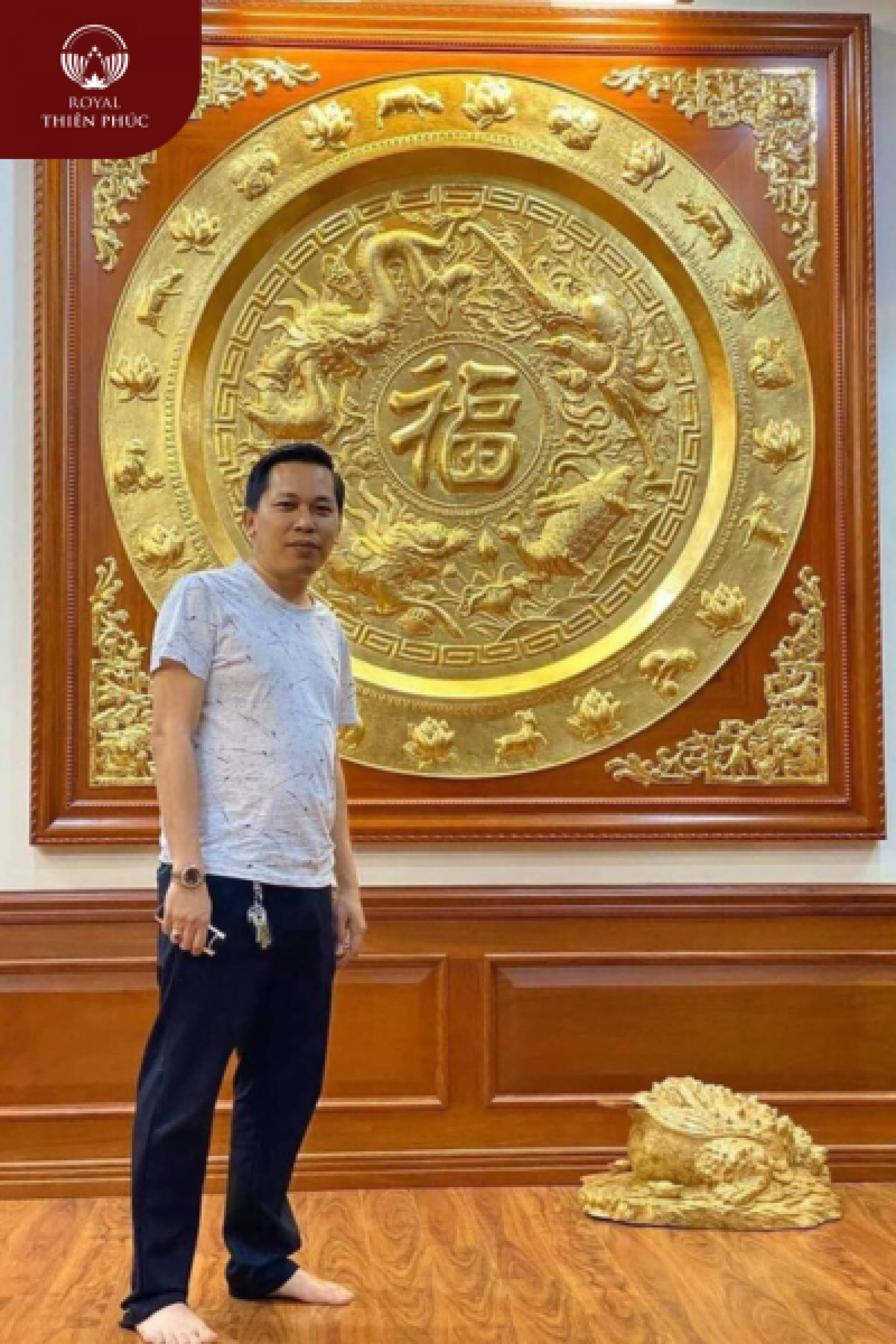 Tranh tứ linh dát vàng khung gỗ