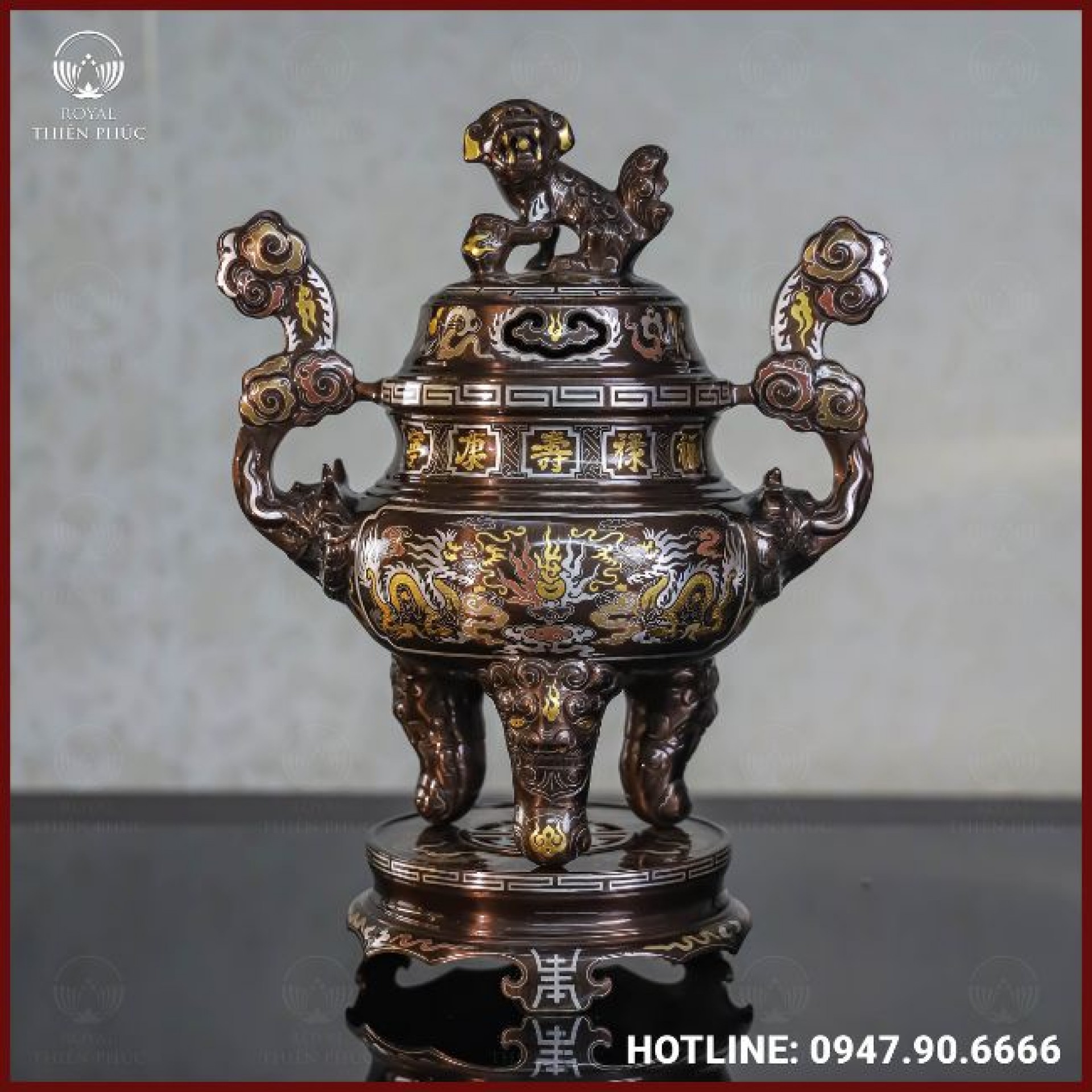 Đỉnh đồng đỏ khảm ngũ sắc song long chầu nguyệt 40cm