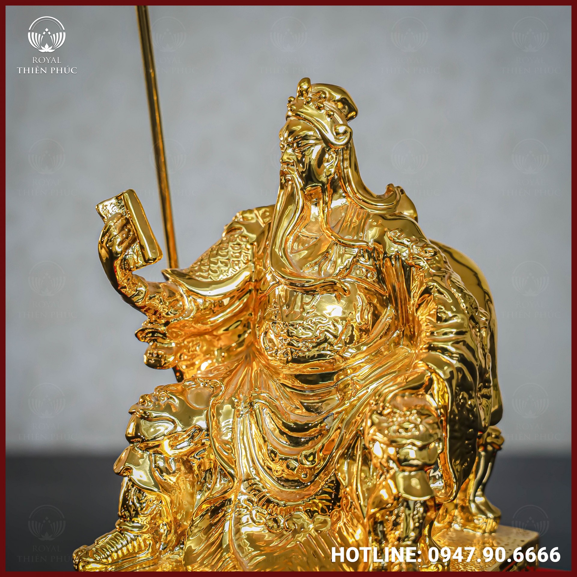 Tượng Quan Công đọc sách đồng vàng mạ vàng cao 25cm