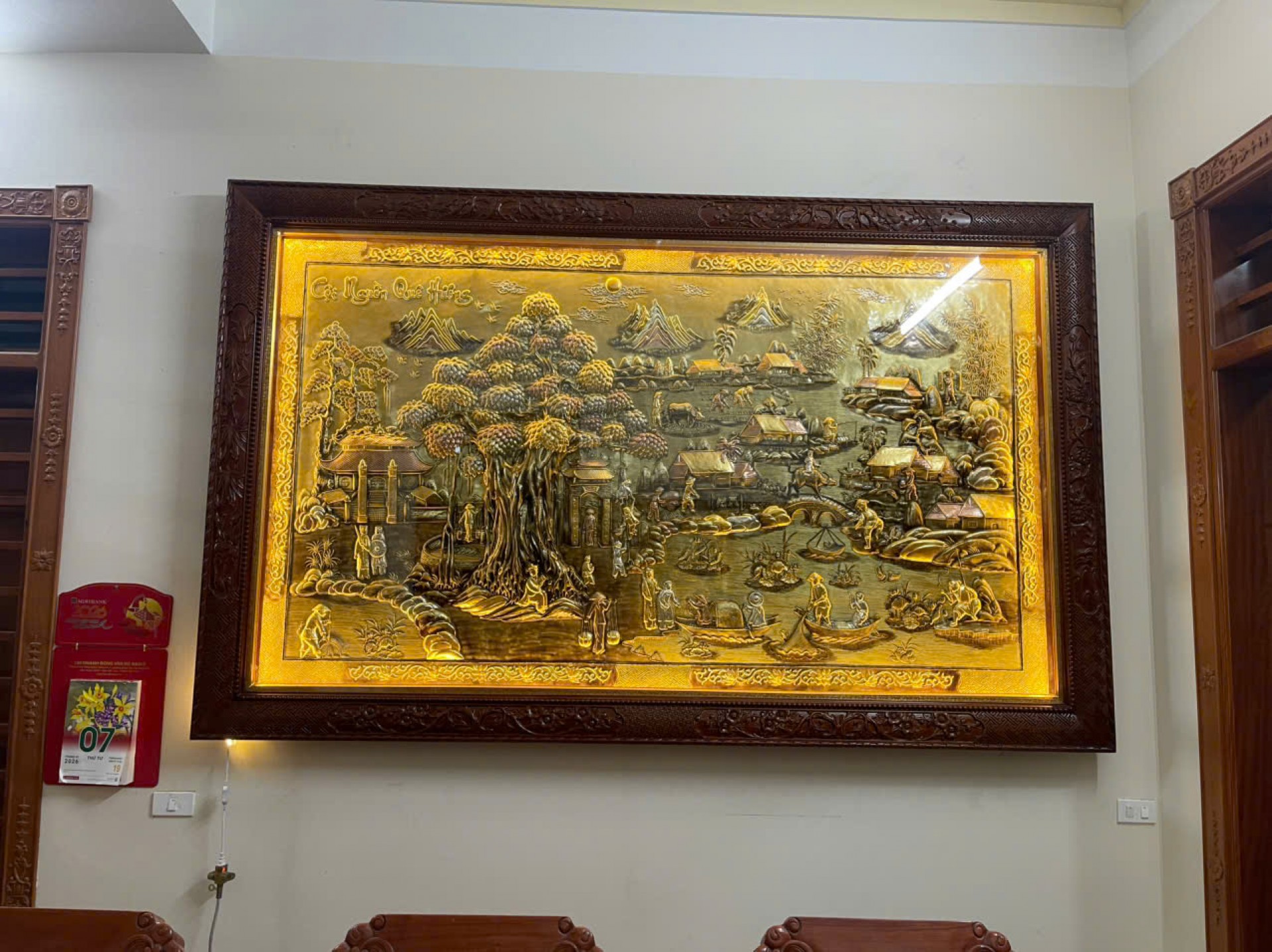 Đồ đồng Thiên Phúc Lắp đặt tranh Cội Nguồn Quê Hương 2m75 x 1m72 tại Hà Nam