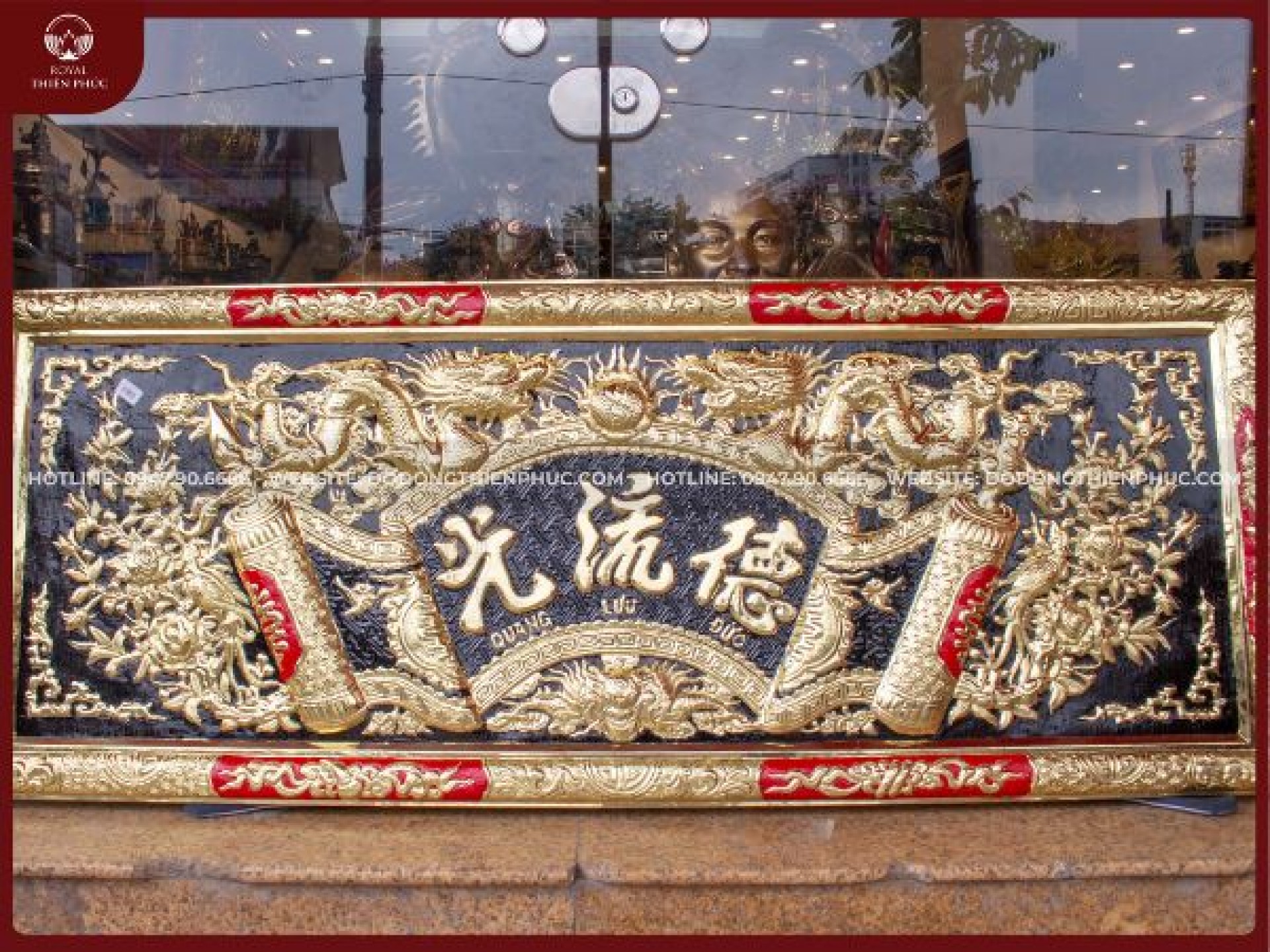 Đại tự câu đối đồng vàng sơn đen và đỏ