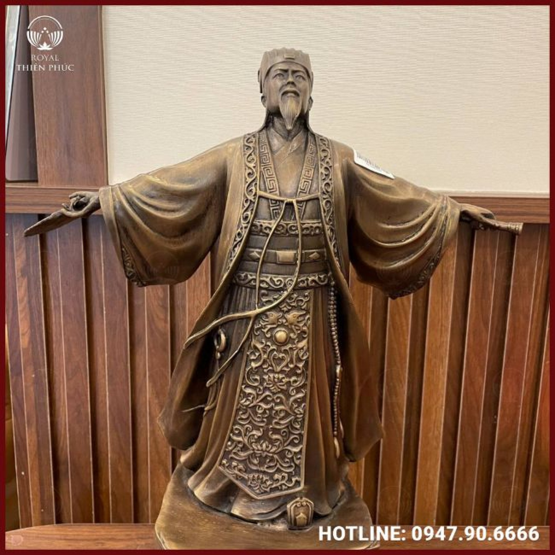 Tượng Khổng Minh đồng vàng dang tay cao 45cm