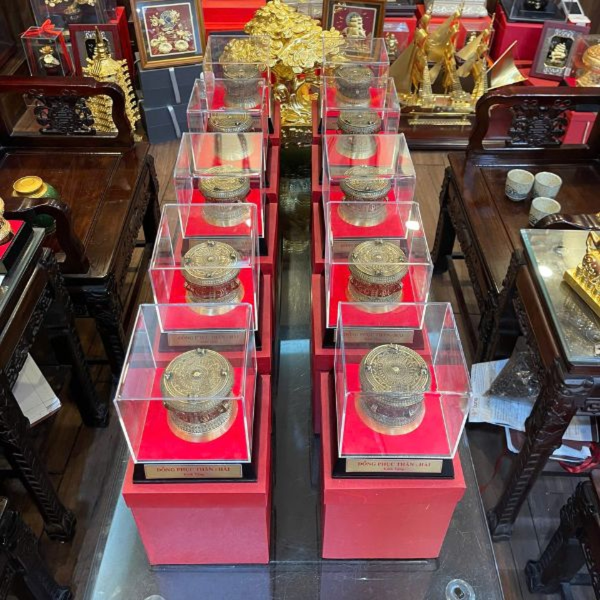 Chế tác từ nguyên liệu đồng vàng cao cấp