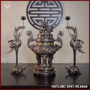 Bộ tam sự hạc đồng đỏ khảm ngũ sắc chạm rồng 60cm 1 Bộ tam sự hạc đồng đỏ khảm ngũ sắc chạm rồng 60cm