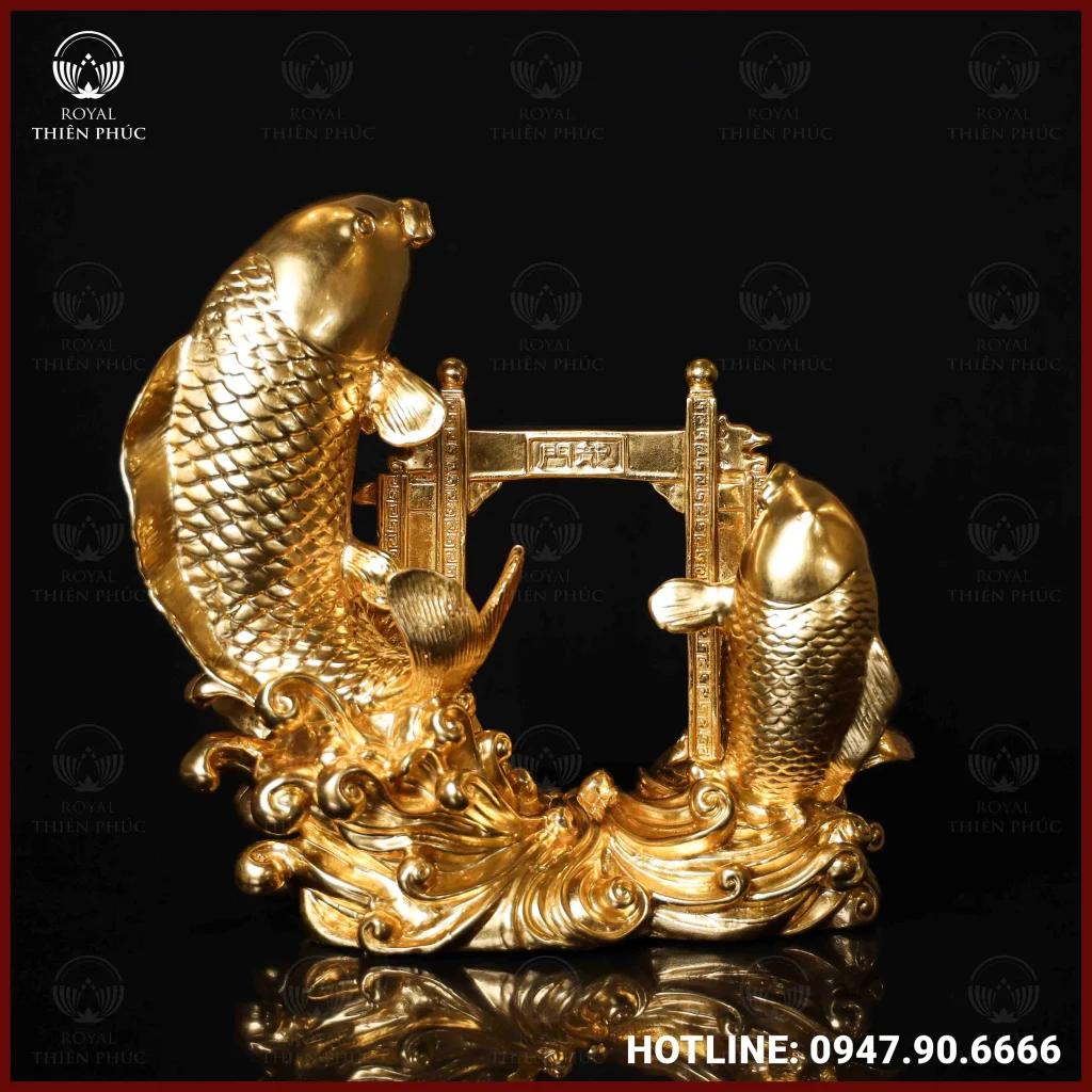 Tượng cá chép vượt vũ môn đồng vàng dát vàng kích thước 30x26cm nặng 5kg 5 ANH 2 of 12