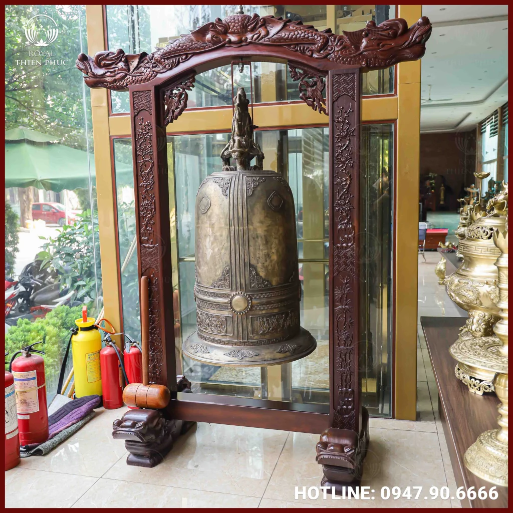 Chuông đồng đỏ và khung đục tứ quý bằng gỗ cao cấp 3 ANH 3 of 7