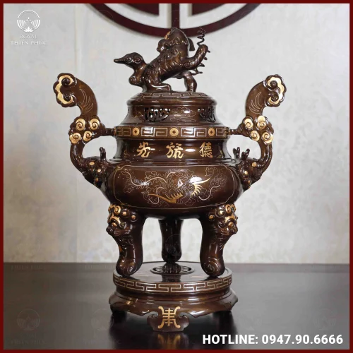 Đỉnh đồng chạm rồng đỏ tam khí dát điểm vàng