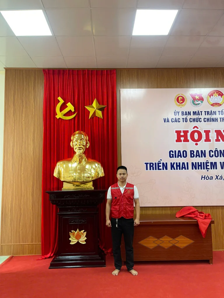 Bàn giao tượng bác Hồ 1m1 làm lại màu cho khách tại Ứng Hoà - Hà Nội