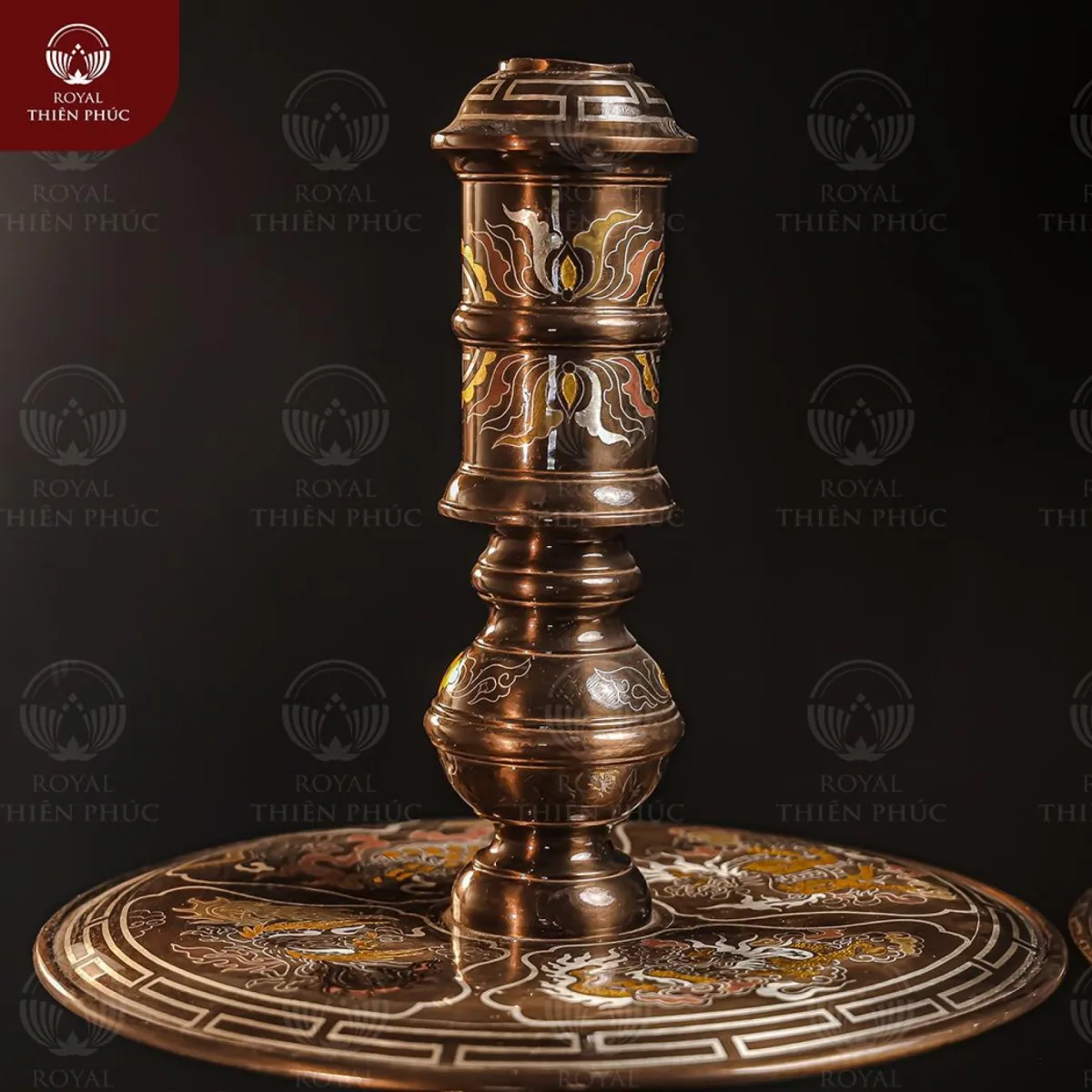 Chân nến đồng Tứ linh khảm ngũ sắc dát điểm vàng cao 60cm 4 channendongtulinhkhamngusacdatdiemvangcao60cm4 w1200