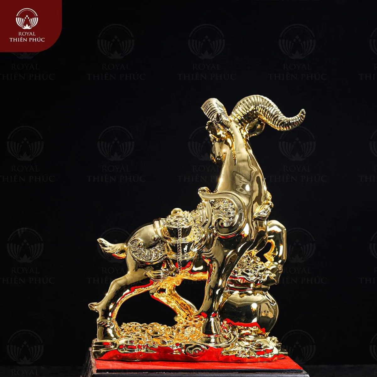 Tượng dê chiêu tài bằng đồng mạ vàng cao 32cm ngang 23cm 3 Tượng dê chiêu tài bằng đồng mạ vàng cao 32cm ngang 23cm