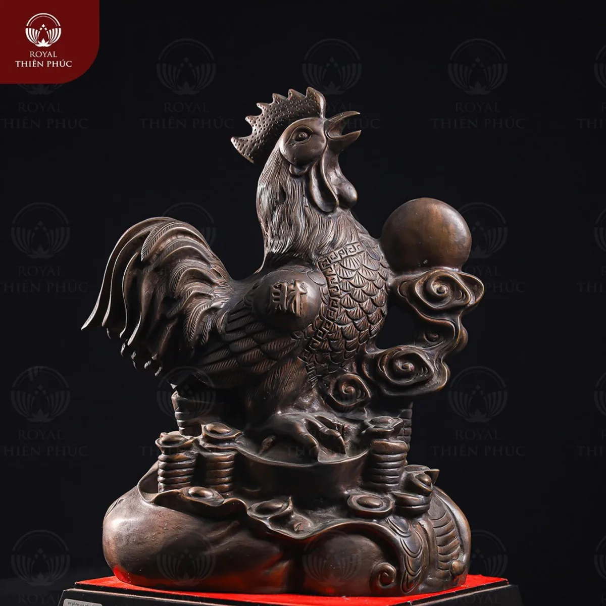 Tượng gà phong thủy bằng đồng đỏ hun nâu giả cổ 38x28cm 4 tuonggaphongthuybangdongdohunnaugiaco38x28cm4 w1200