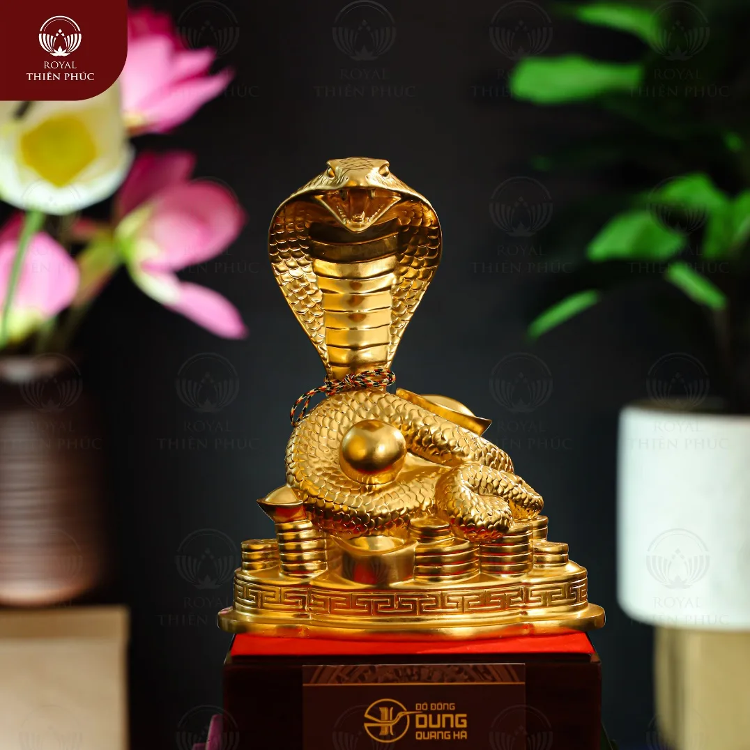 Tượng rắn phú quý bằng đồng catut thếp vàng cao 18cm 1 308 1 w1200