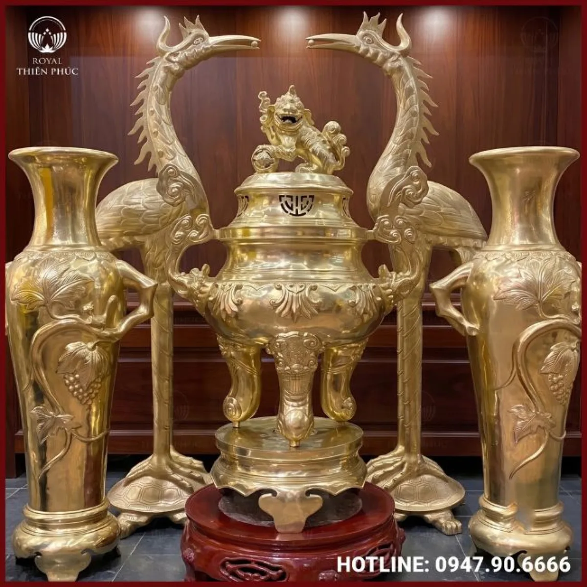 Đôi hạc thờ ngậm sen bằng đồng vàng cattut cao 2m2 1 Đôi hạc thờ ngậm sen bằng đồng vàng cattut cao 2m2