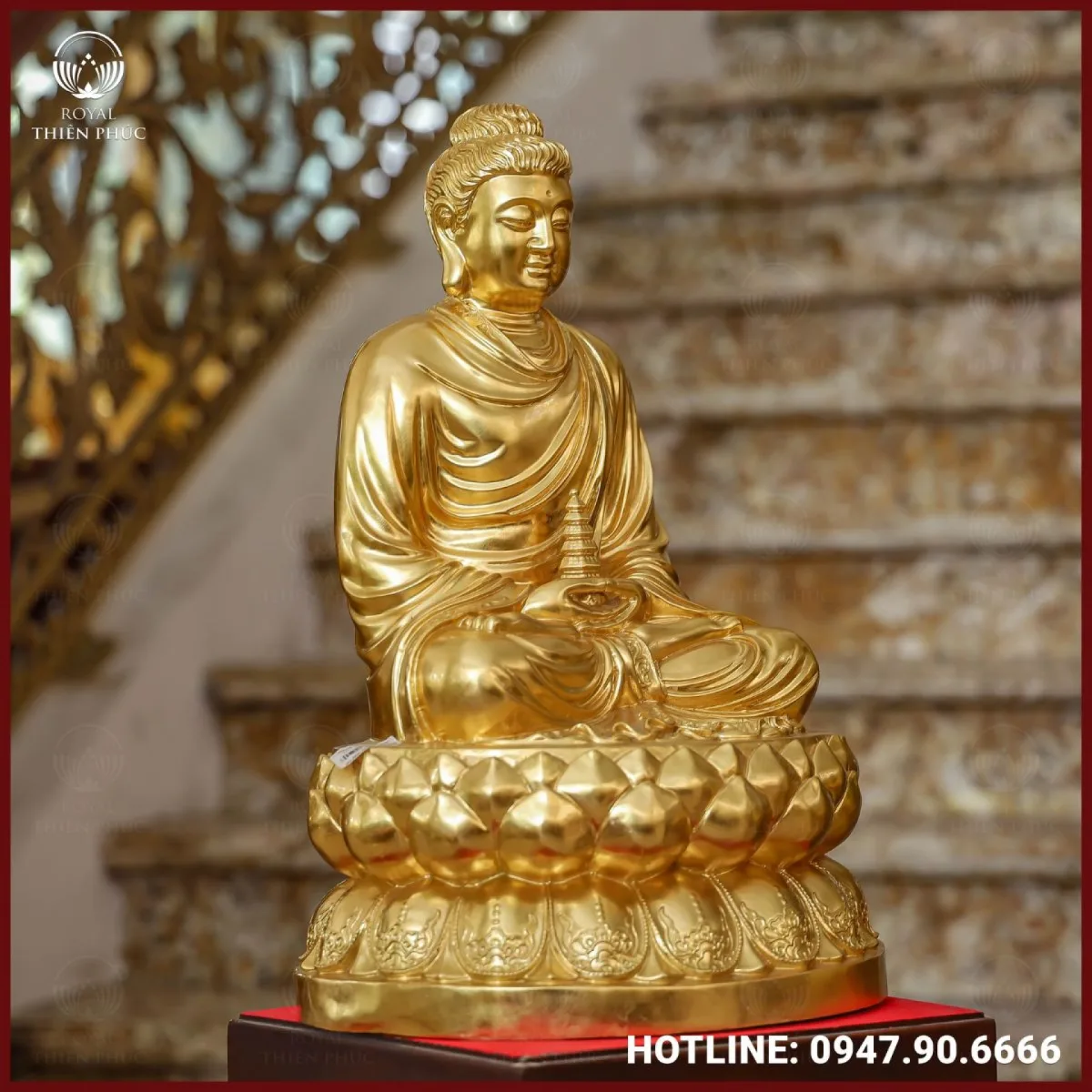 Tượng Phật Thích Ca cầm tiểu tháp đồng đỏ dát vàng cao 50cm 2 Ngự trên tòa sen báu, Đức Phật Thích Ca Mâu Ni tỏa ra một khí chất uy nghiêm